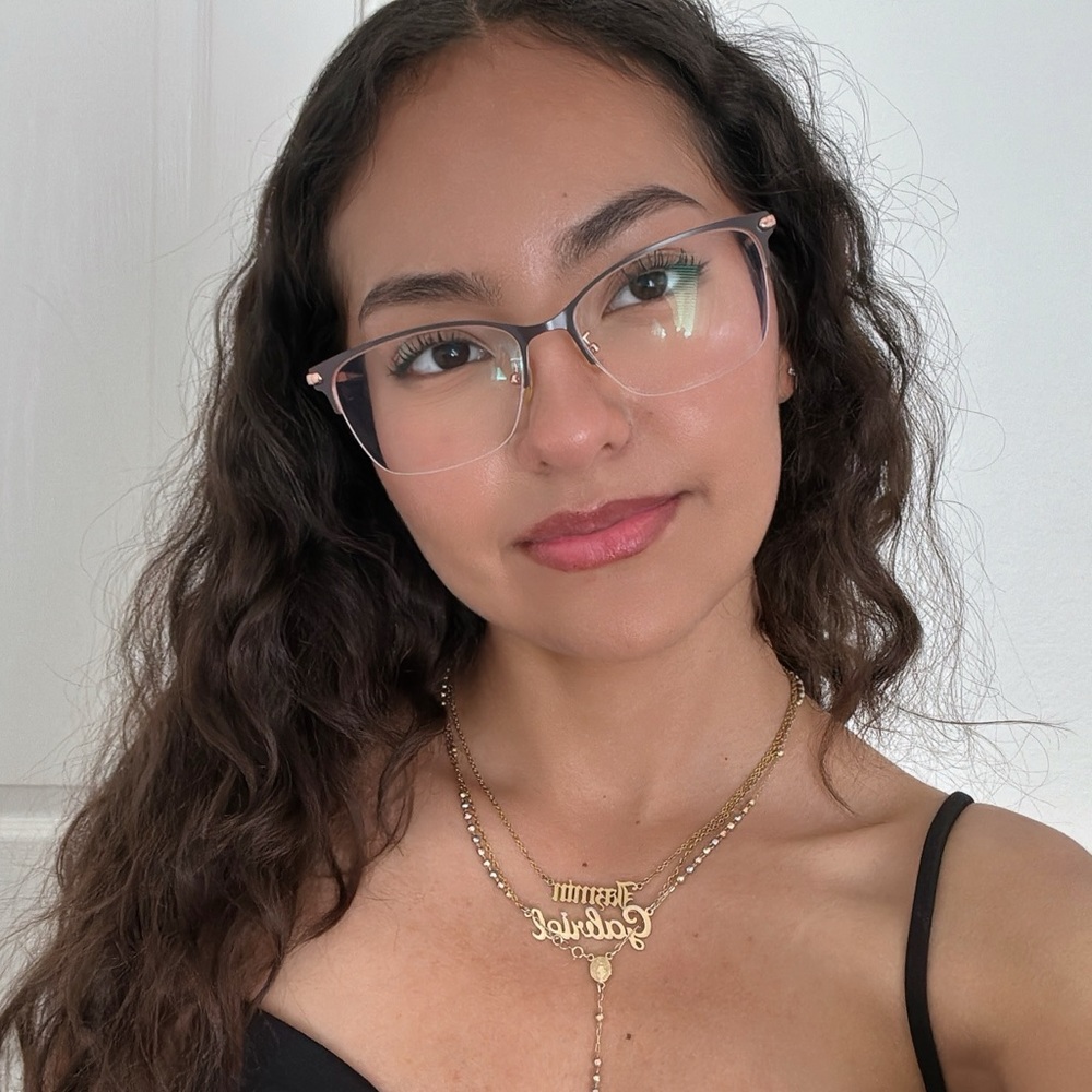 Meet your Posher, Jazmin